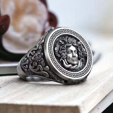 Medusa Gorgon Ring in 950 Silver
